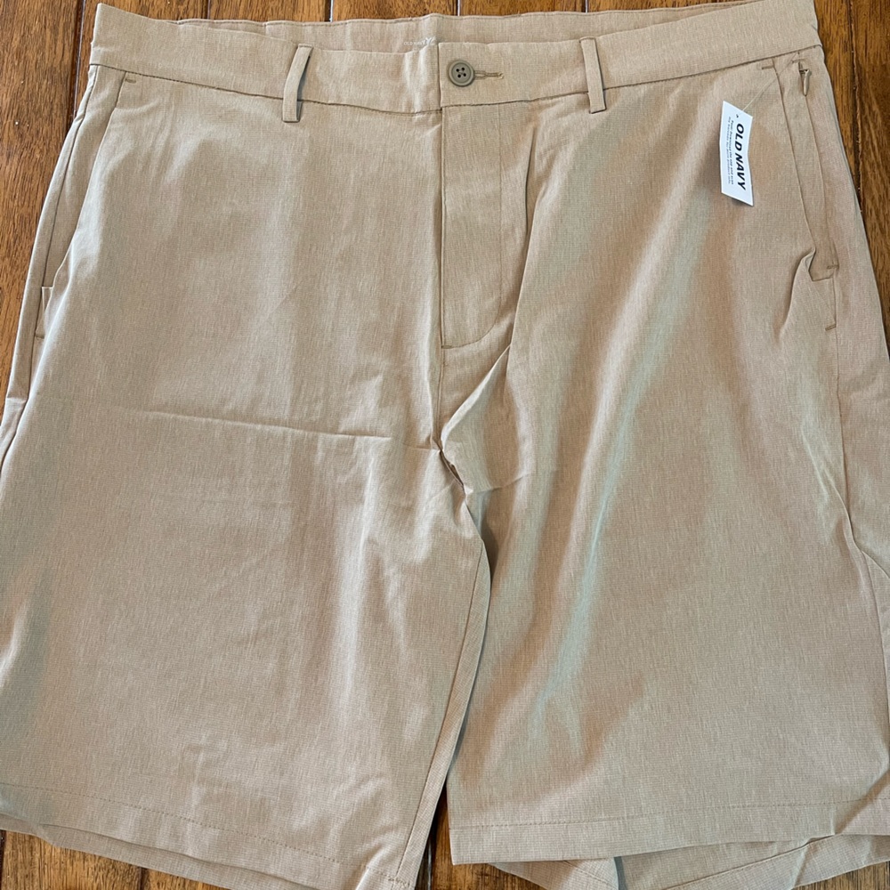 Old Navy Active Go Dry Golf Shorts